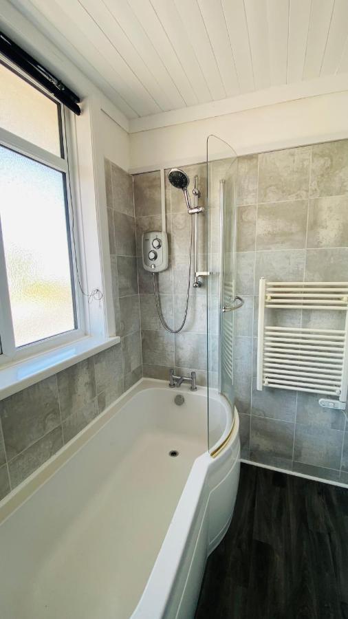 Family Marine Apartment With Sea View Dawlish Exterior photo